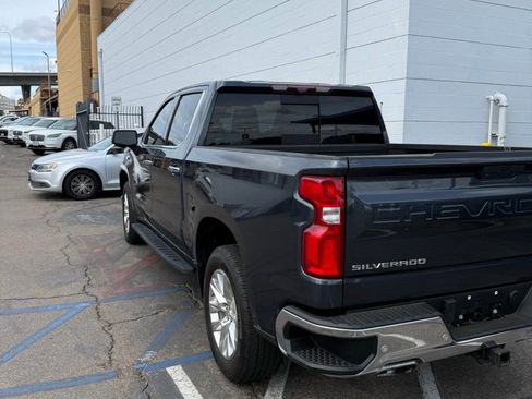 Used 2021 Chevrolet Silverado 1500 LTZ w/ LTZ Premium Package AWD/4WD image 4