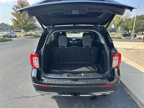 Used 2023 Ford Explorer XLT w/ Equipment Group 202A image 19