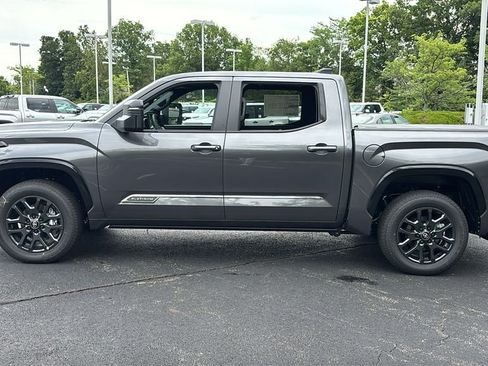 New 2026 Toyota Tundra Platinum AWD/4WD image 4