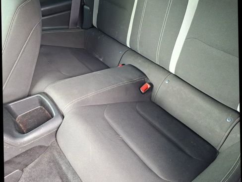 Used 2016 Chevrolet Camaro SS RWD image 8