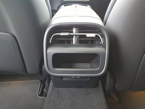 New 2026 Mercedes-Benz E 350 4MATIC Sedan image 27