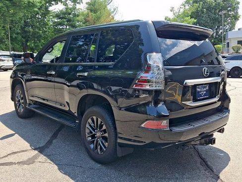 Certified 2023 Lexus GX 460 Premium w/ Premium Package AWD/4WD image 4