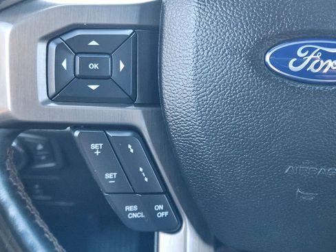 Used 2016 Ford F150 Limited image 22