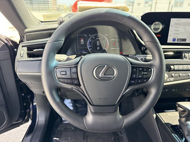 Certified 2025 Lexus ES 350 w/ Premium Package FWD image 14