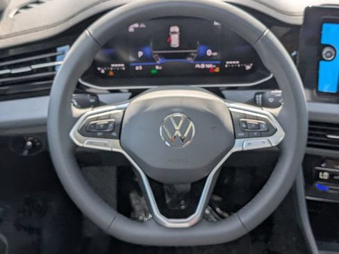 New 2026 Volkswagen Jetta SE FWD image 9