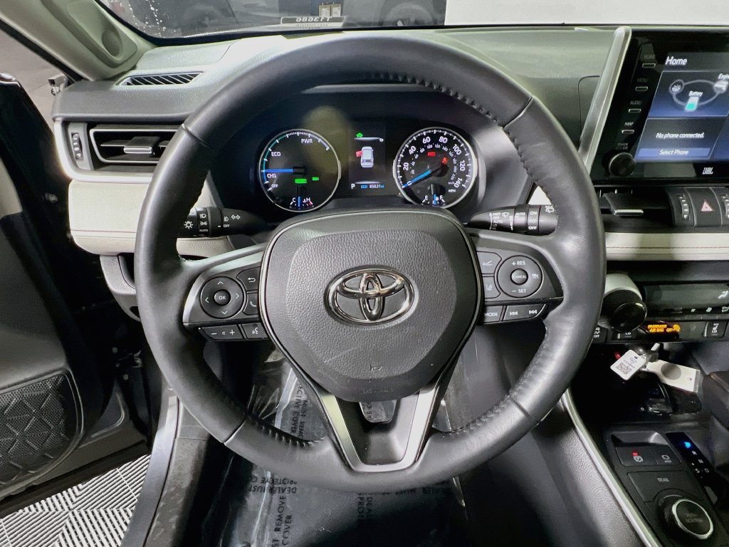 Certified 2021 Toyota RAV4 XLE Premium AWD/4WD image 10