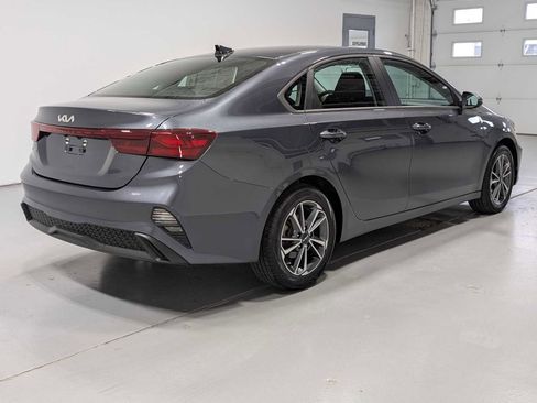 Certified 2023 Kia Forte LXS w/ LXS Technology Package FWD image 8