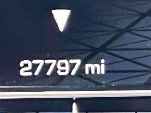 Used 2022 GMC Sierra 1500 Elevation image 23