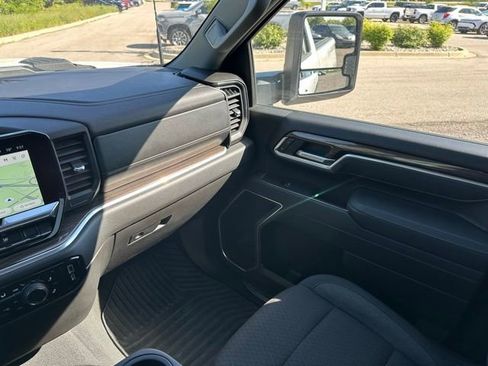 Used 2025 Chevrolet Silverado 2500 LT w/ Convenience Package AWD/4WD image 47