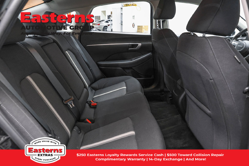 Used 2025 Hyundai Sonata SEL FWD image 25