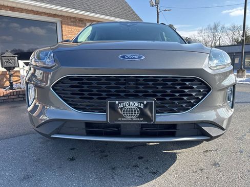 Used 2022 Ford Escape SEL AWD/4WD image 5