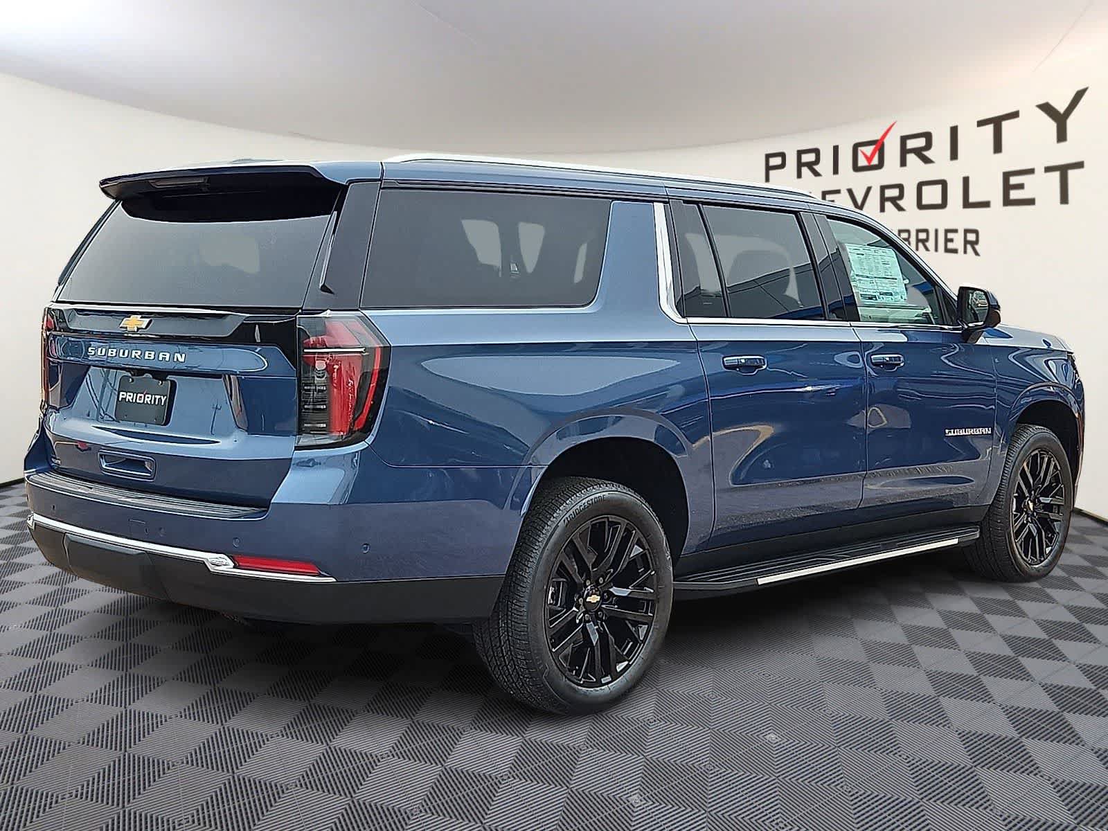 New 2026 Chevrolet Suburban LS RWD image 4