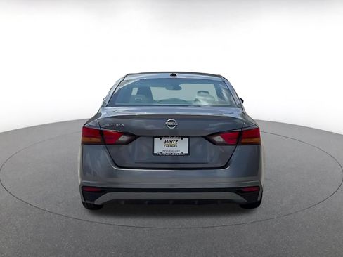 Used 2026 Nissan Altima 2.5 SV FWD image 11