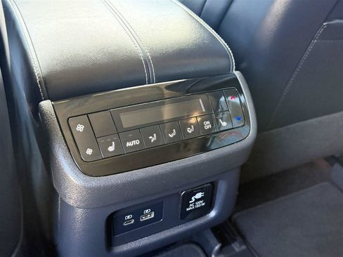 Used 2023 INFINITI QX60 Sensory w/ Cargo Package AWD/4WD image 31