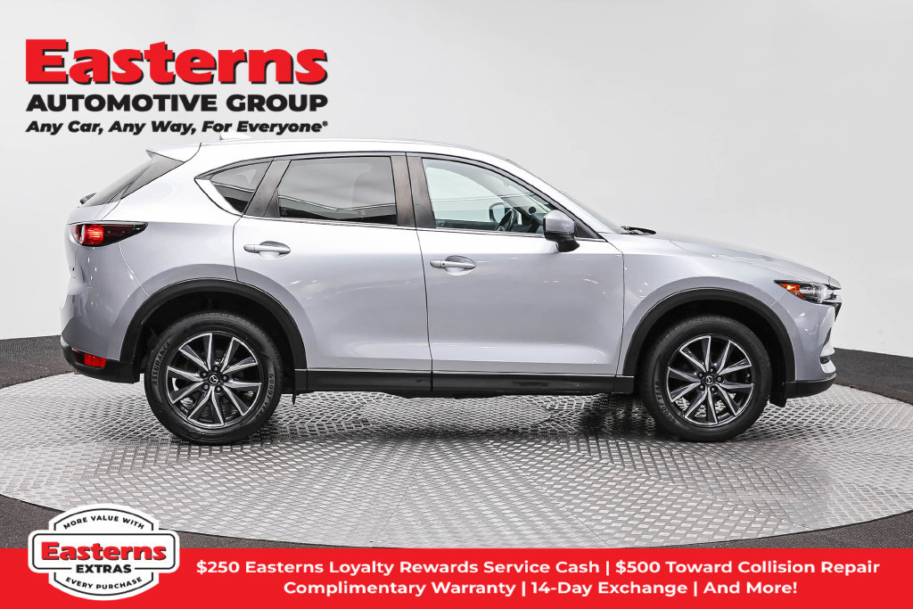 Used 2018 MAZDA CX-5 Touring w/ Preferred Equipment Package AWD/4WD image 5