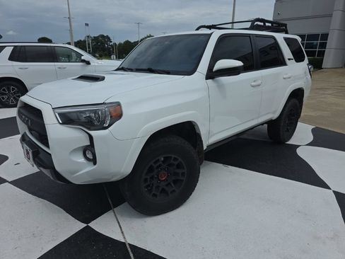 Used 2022 Toyota 4Runner TRD Pro AWD/4WD image 2