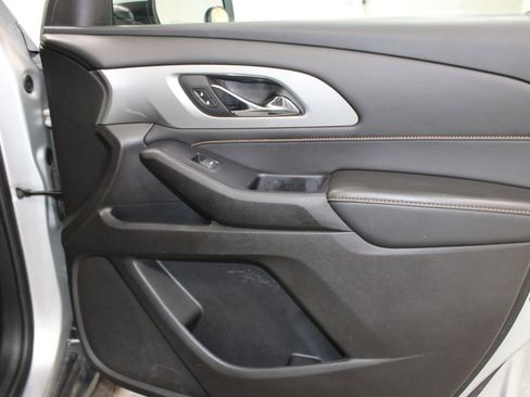 Used 2021 Chevrolet Traverse LT w/ LPO, Cargo Package image 22