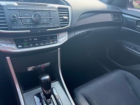 Used 2014 Honda Accord Sport image 22