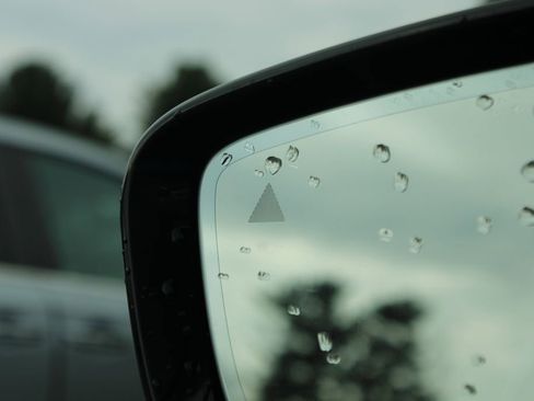 Used 2022 BMW 330i xDrive 330i xDrive w/ M Sport Package image 39