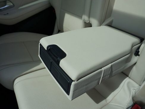 Used 2022 Mercedes-Benz GLS 450 4MATIC image 44