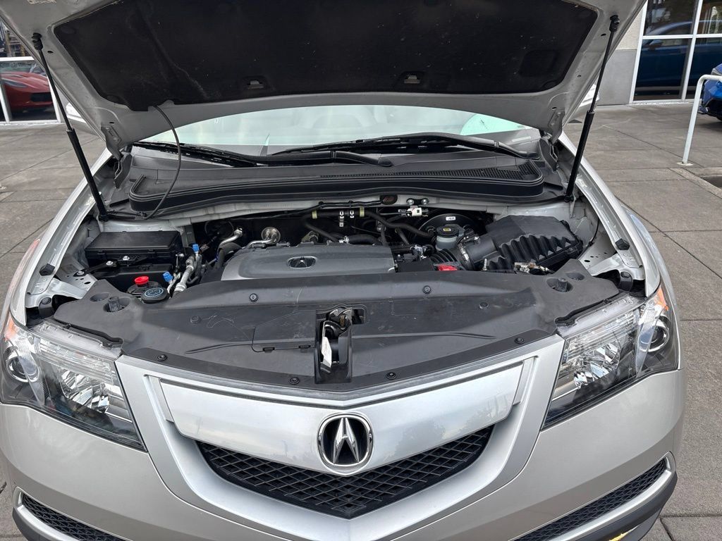 Used 2013 Acura MDX w/ Technology Package AWD/4WD image 3