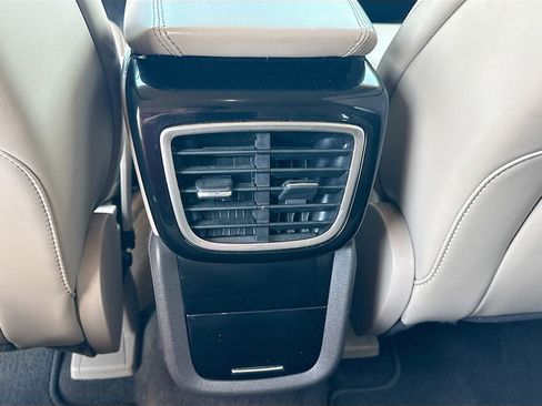 Used 2021 Lincoln Nautilus FWD w/ Equipment Group 101A image 25