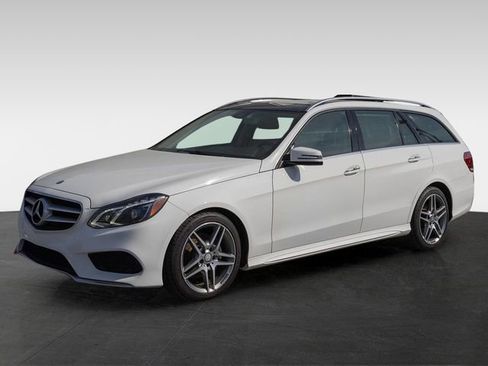 Used 2016 Mercedes-Benz E 350 4MATIC Wagon image 4