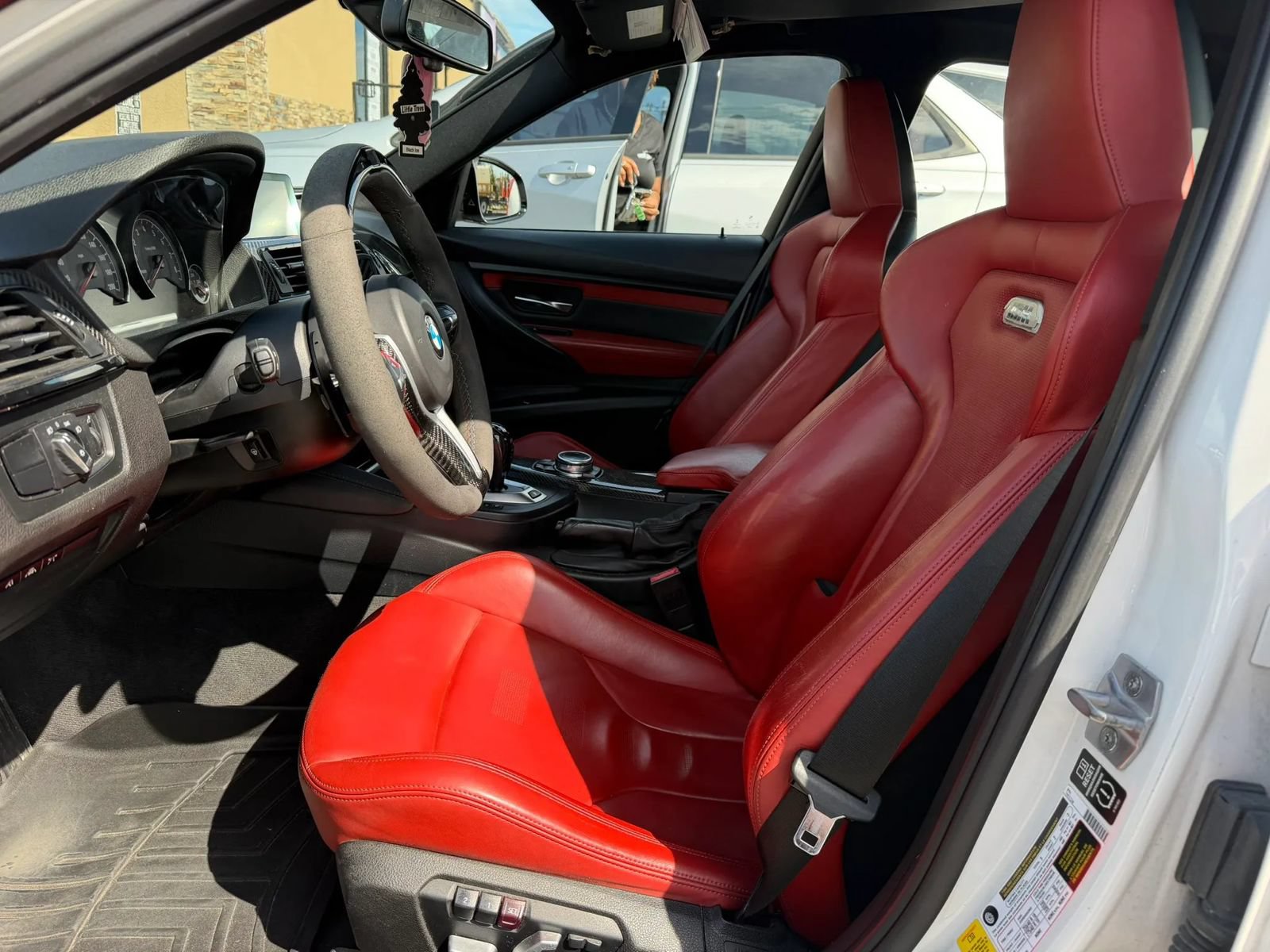 Used 2015 BMW M3 RWD image 10