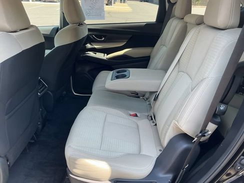 Used 2022 Subaru Ascent Premium w/ Convenience Package AWD/4WD image 22