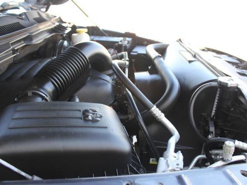 Used 2018 RAM 1500 Big Horn RWD image 43
