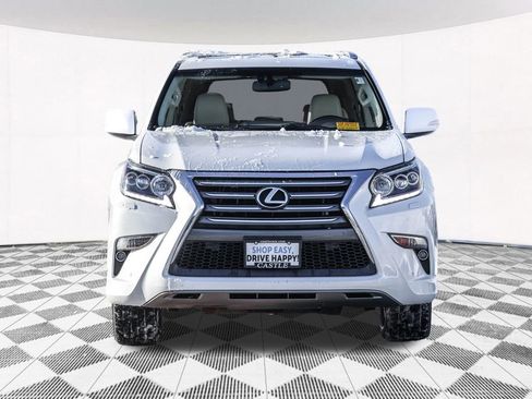 Used 2015 Lexus GX 460 image 9