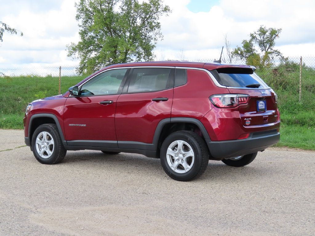 Certified 2022 Jeep Compass Sport AWD/4WD image 24