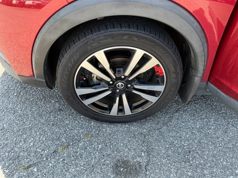 Used 2020 Nissan Kicks SV FWD image 25