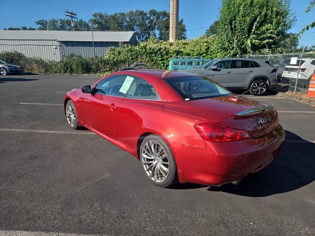 Used 2014 INFINITI Q60 Convertible w/ Premium Package RWD image 8