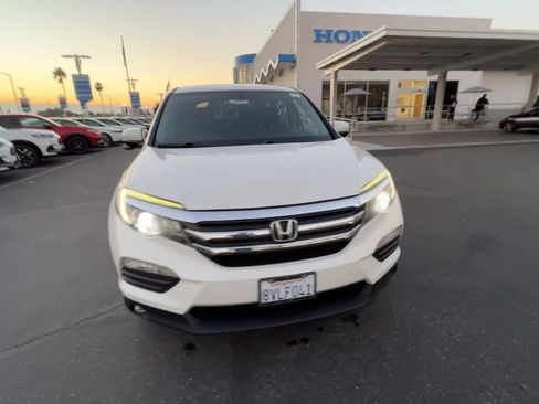 Used 2017 Honda Pilot EX-L image 3