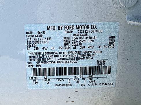 Used 2023 Ford Explorer XLT w/ Equipment Group 202A RWD image 34