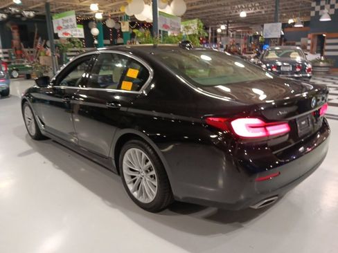 Certified 2023 BMW 530i xDrive w/ Convenience Package AWD/4WD image 15