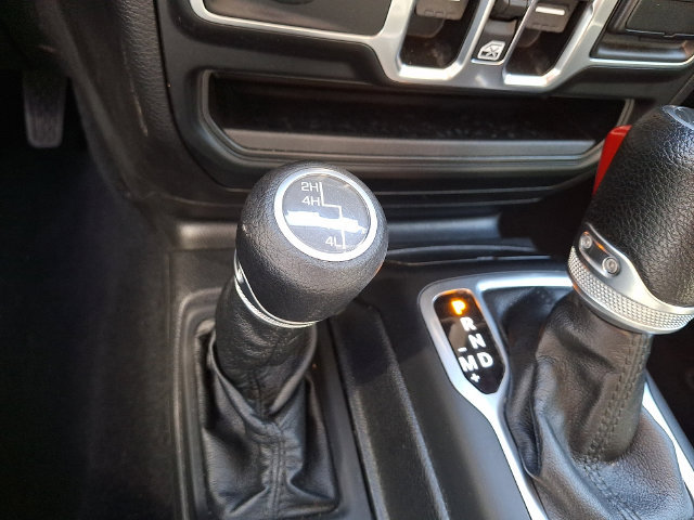 Used 2018 Jeep Wrangler Unlimited Sport S AWD/4WD image 20