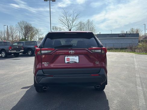 Used 2023 Toyota RAV4 XLE w/ Convenience Package image 13