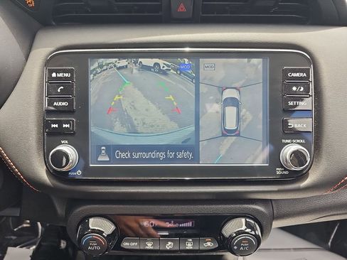 Used 2022 Nissan Kicks SR w/ Interior Electronics Package FWD image 27