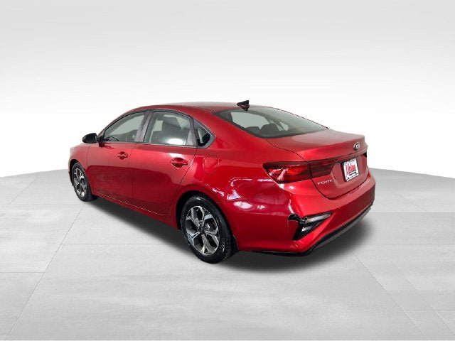 Used 2019 Kia Forte LXS FWD image 3