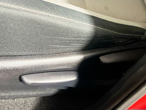 Used 2016 Toyota RAV4 XLE image 15