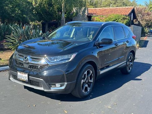 Used 2018 Honda CR-V Touring image 1