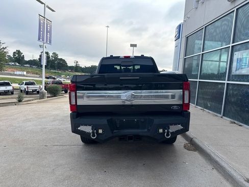 Used 2022 Ford F250 King Ranch w/ King Ranch Ultimate Package AWD/4WD image 6