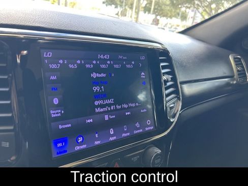 Used 2020 Jeep Grand Cherokee Limited X image 7