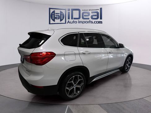 Used 2018 BMW X1 xDrive28i w/ Convenience Package AWD/4WD image 5