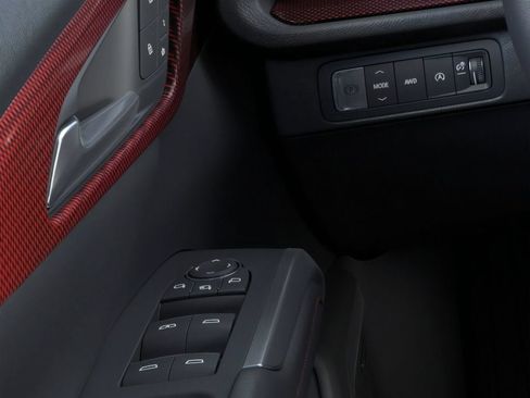 New 2026 Chevrolet Traverse RS w/ LPO, Floor Liner Package AWD/4WD image 22