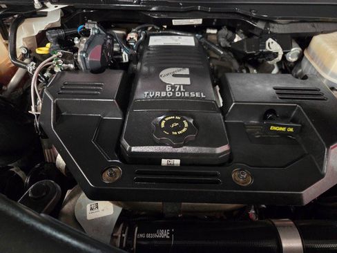 Used 2019 RAM 2500 Limited image 97