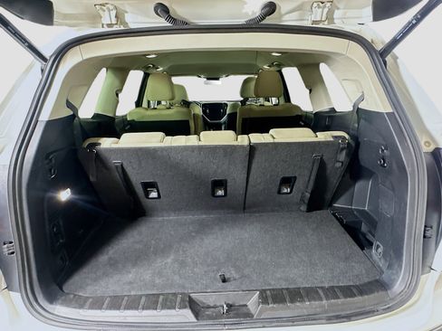 Used 2025 Subaru Ascent Premium AWD/4WD image 28