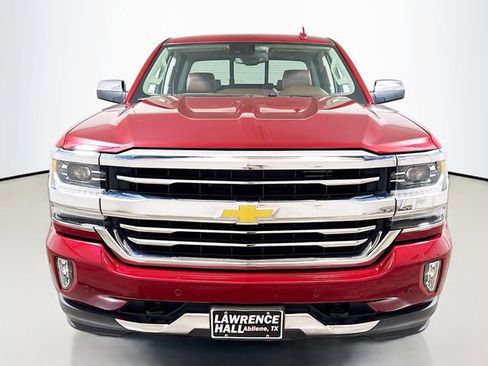Used 2018 Chevrolet Silverado 1500 High Country AWD/4WD image 2